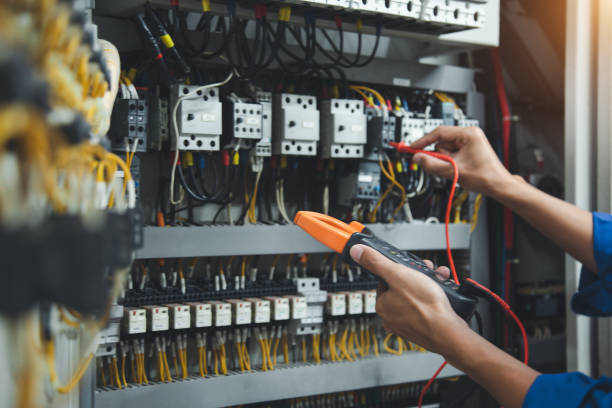 Best Circuit Breaker Repair  in Mapleton, MN